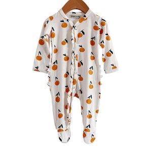 Spearmint Baby/Love oranges ruffle footie 3-6month